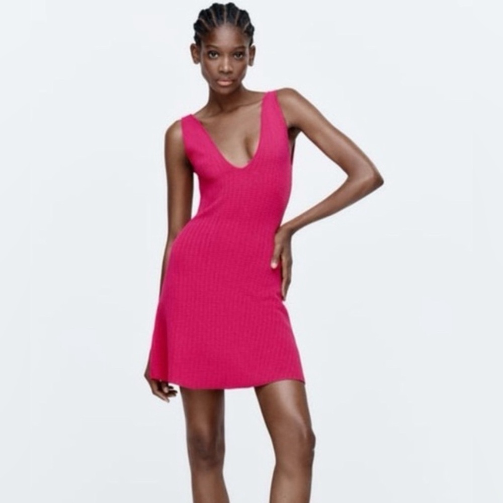 New Pink Deep V Sleeveless Fit Flare Dress
